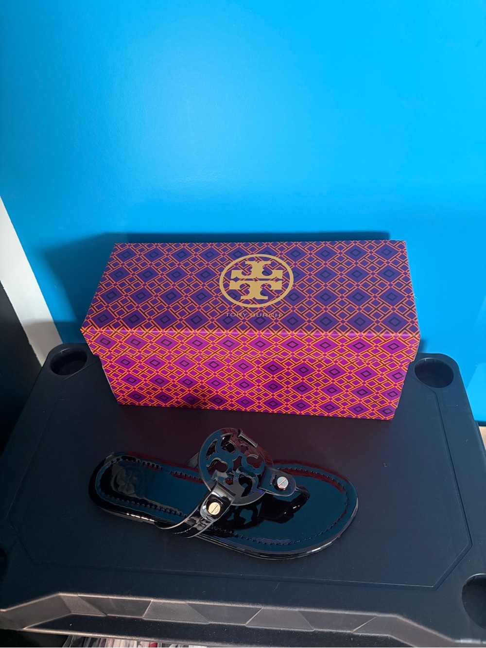 Tory Burch Women’s Black Patent Miller Logo Thong Sandal